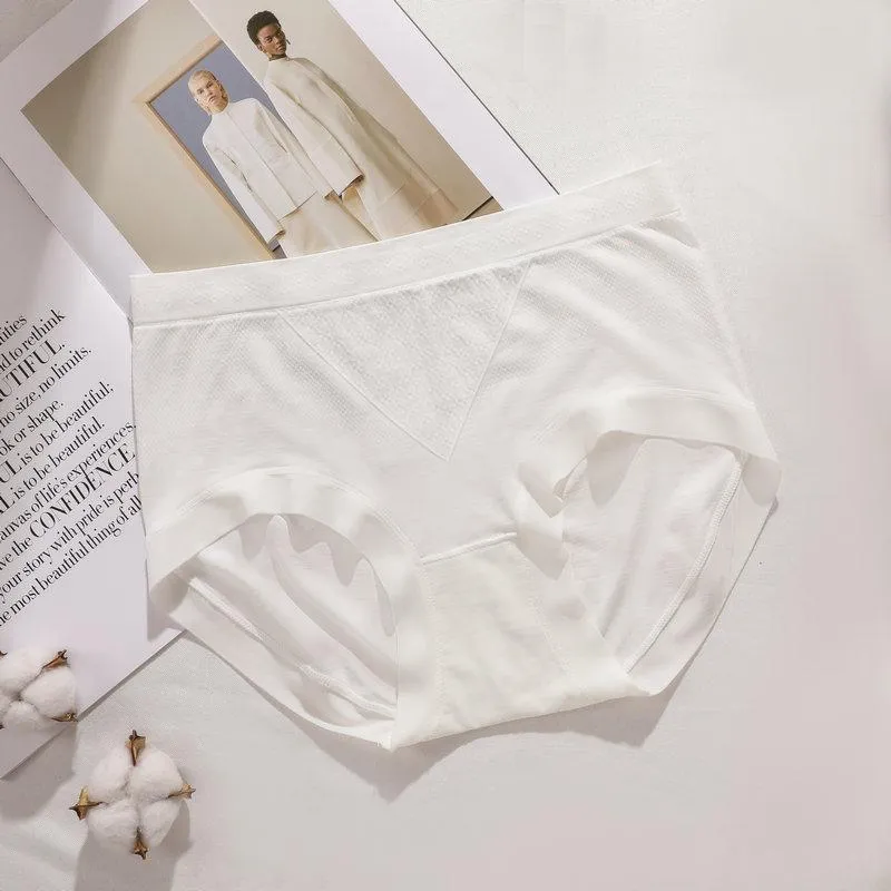Breathable And Cool Nude Ammonia Silk Gynecological Panties