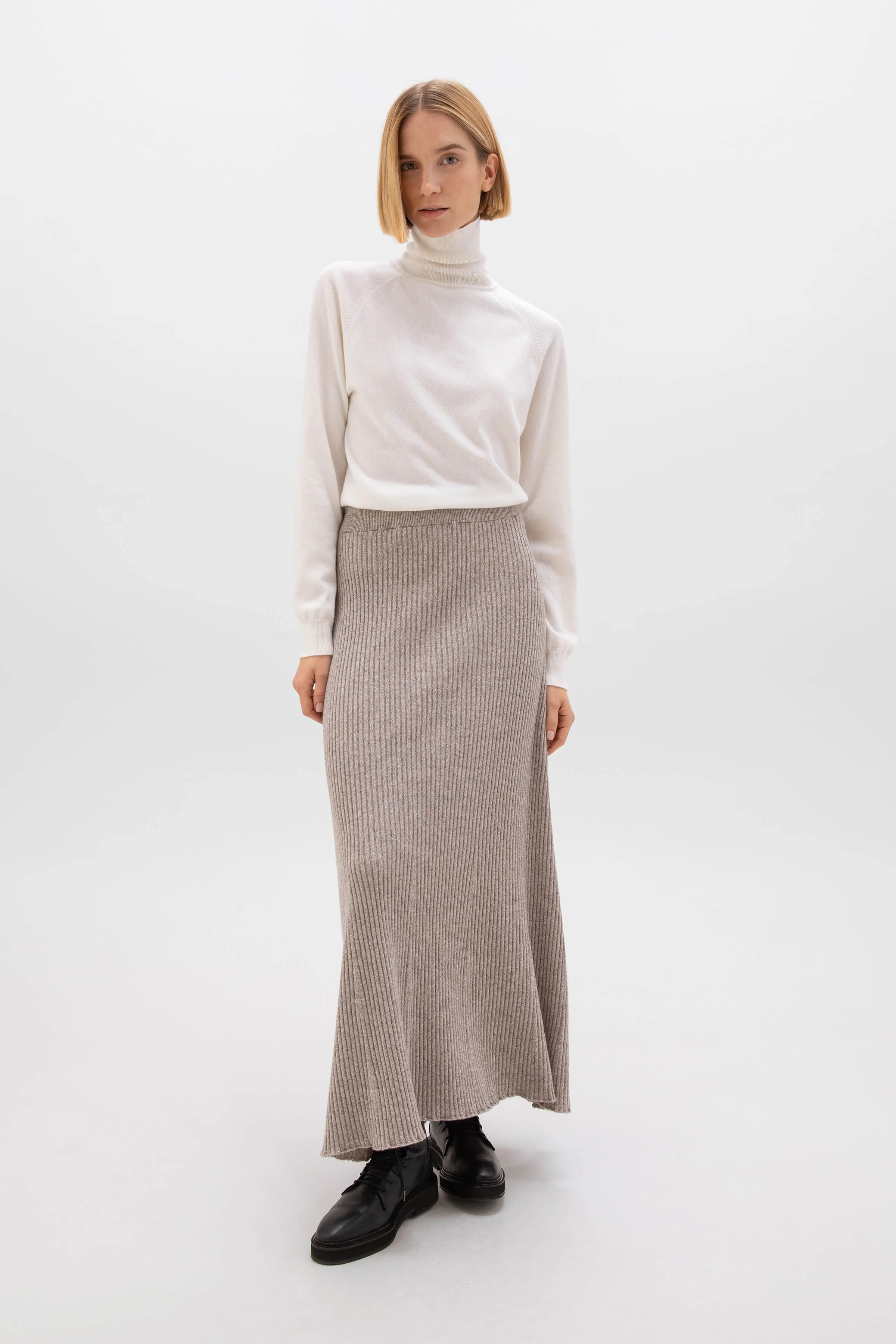 Cashmere Roll Neck