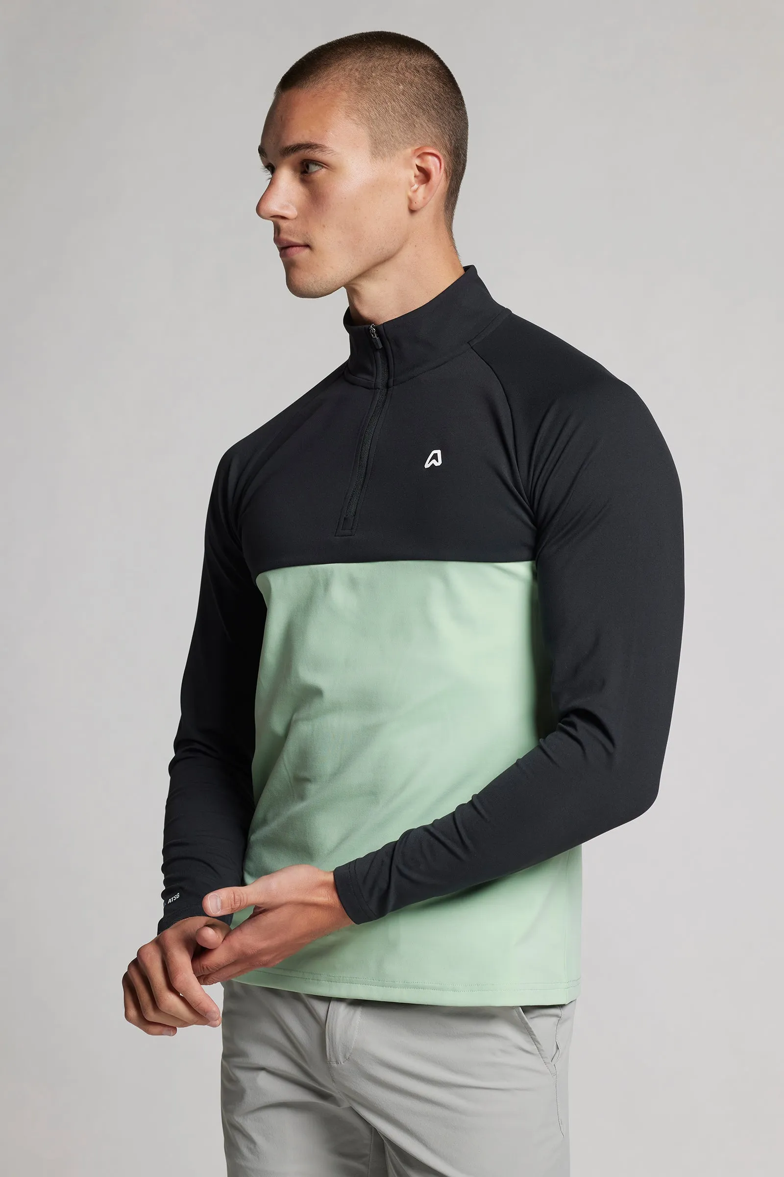 Colour Block 1/4 Zip Top - Putter Black / Putting Green