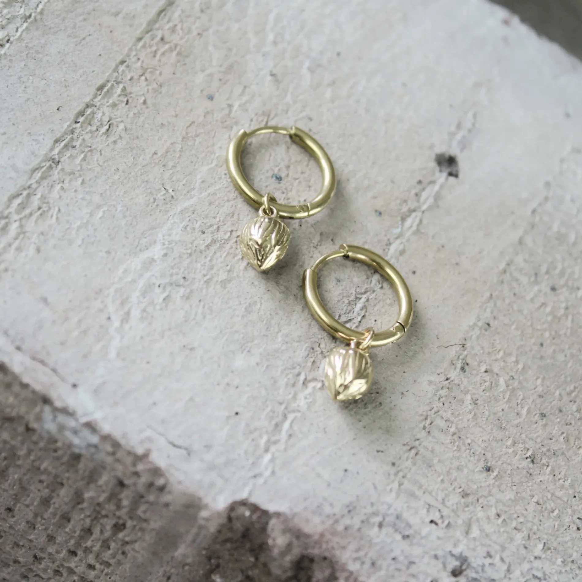 Courage Waterproof Fall Huggie 18K Gold Plating