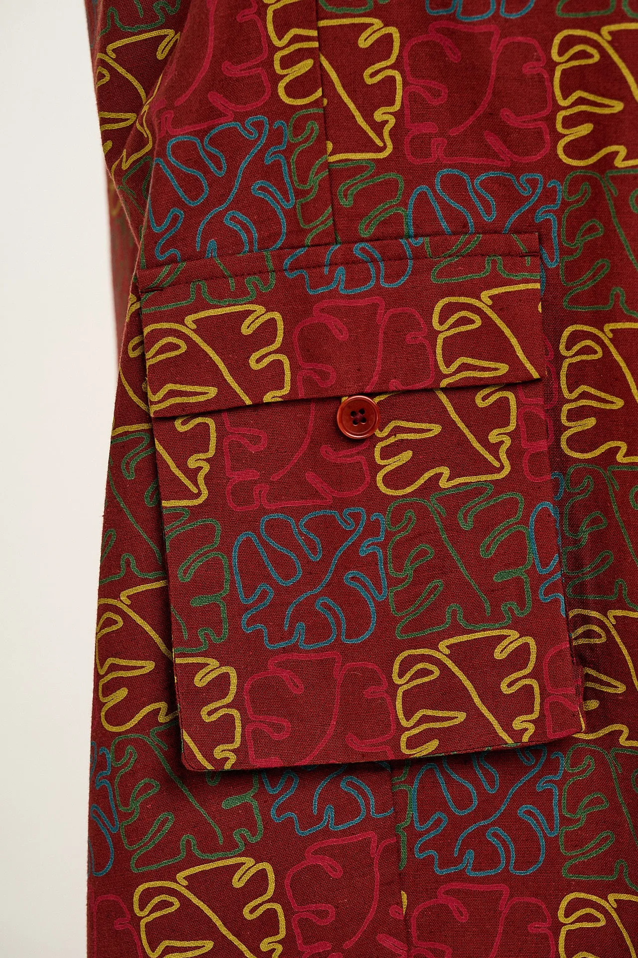 Rumi - Cotton & Linen Balloon Trousers in Red Nema Print