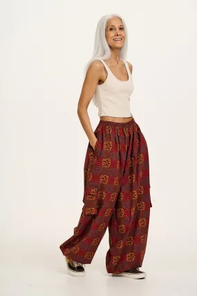 Rumi - Cotton & Linen Balloon Trousers in Red Nema Print