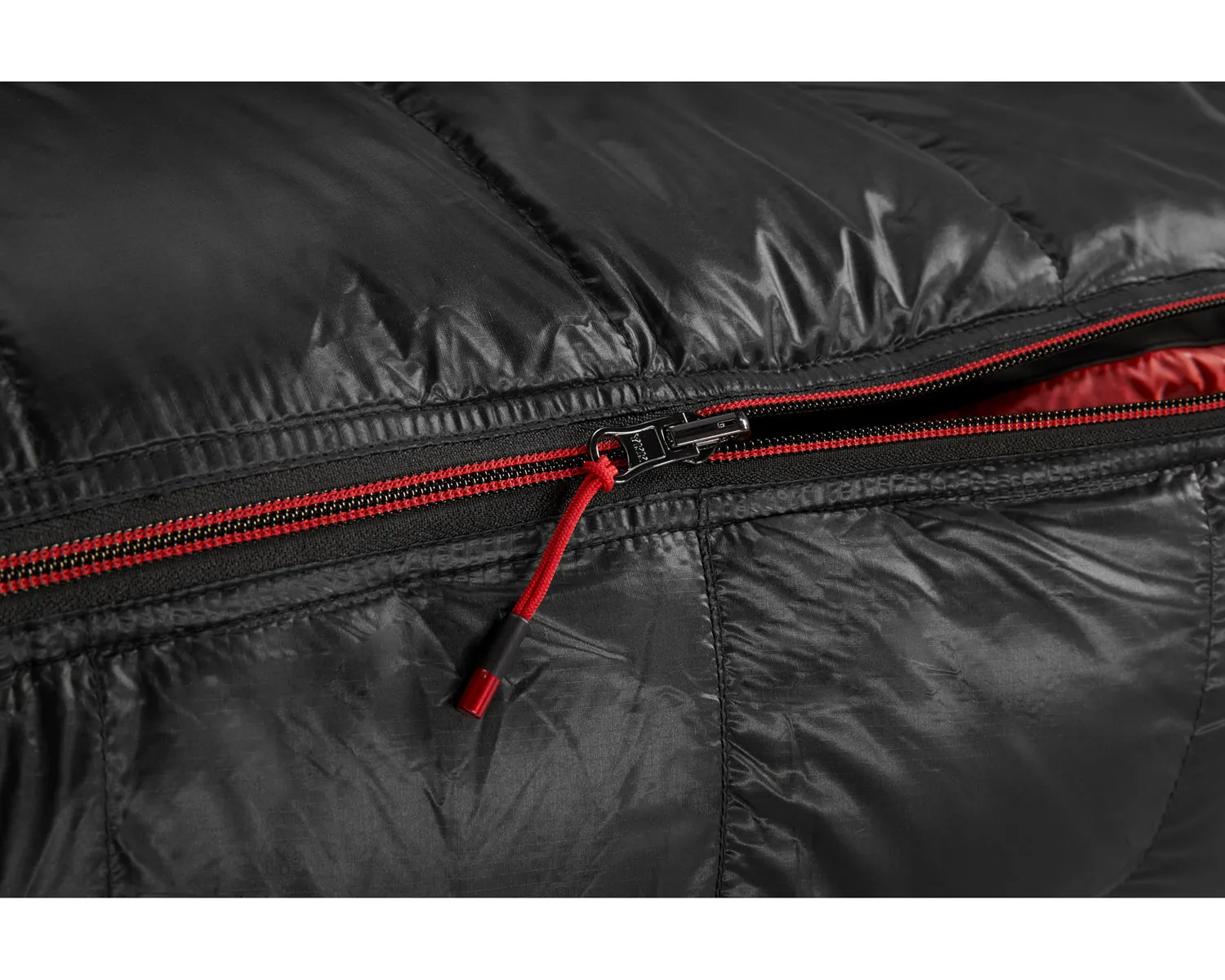 V.I.B 600 (LEFT ZIP) - Black/Fiery Red