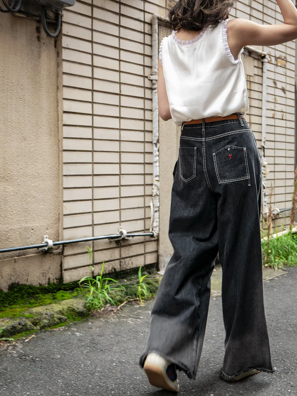 Washed Black Extra Wide Leg Flowy Logo Embroidery Jeans